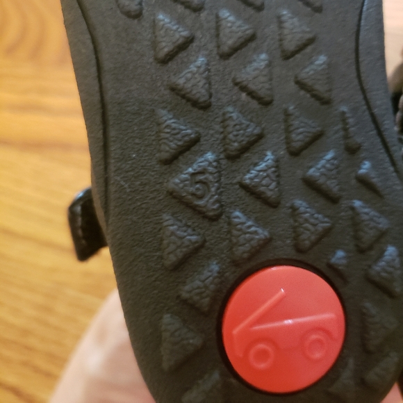 See Kai Run Mary Jane II Black Patent Shoes - Picture 11 of 12